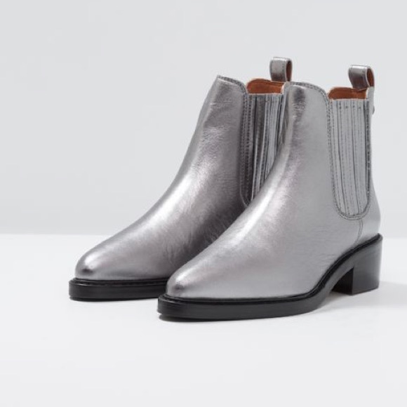 Coach Shoes - WOW ! Coach Bowery Metallic Chelsea Bootie Sz 8